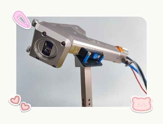 良い価格 最先端で汎用的なレーザー洗浄機 1500W 2000W オプション最大出力 2000W 洗浄幅 300mm 最大 オンライン
